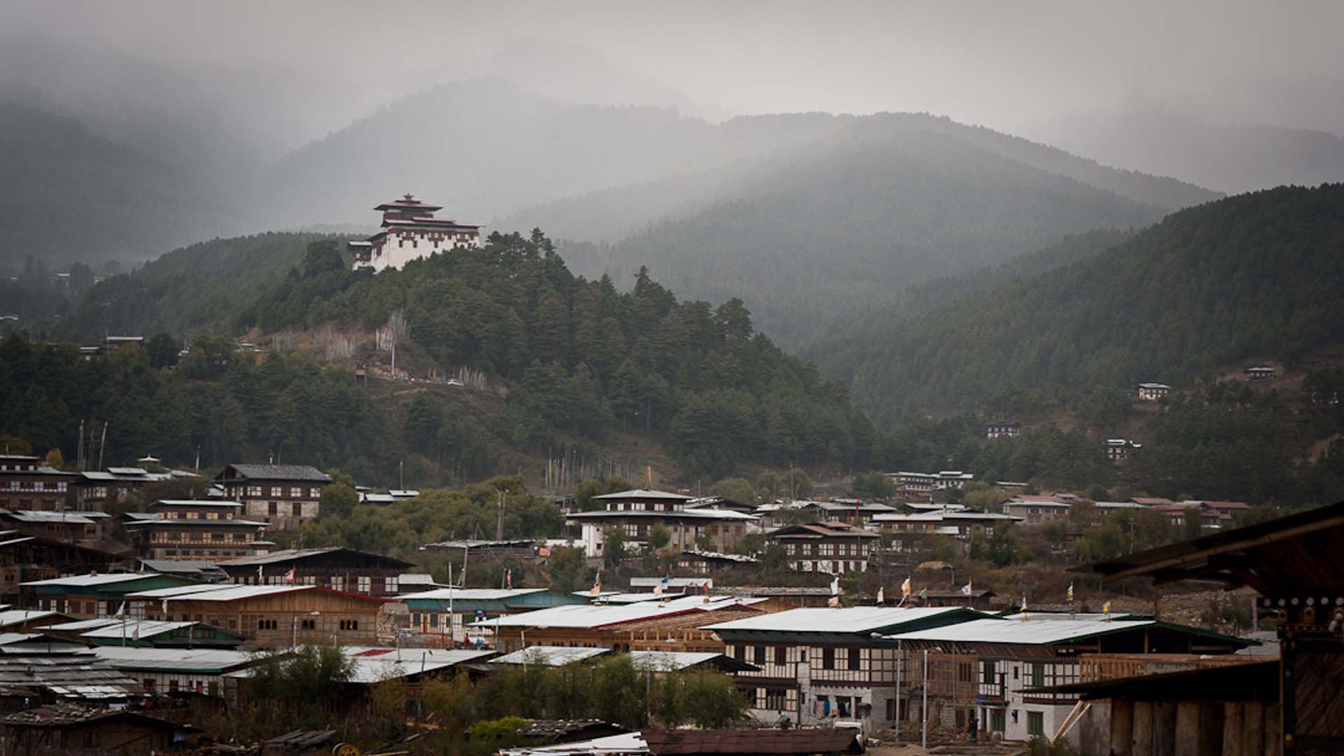 Jakar dzong in Bumthang